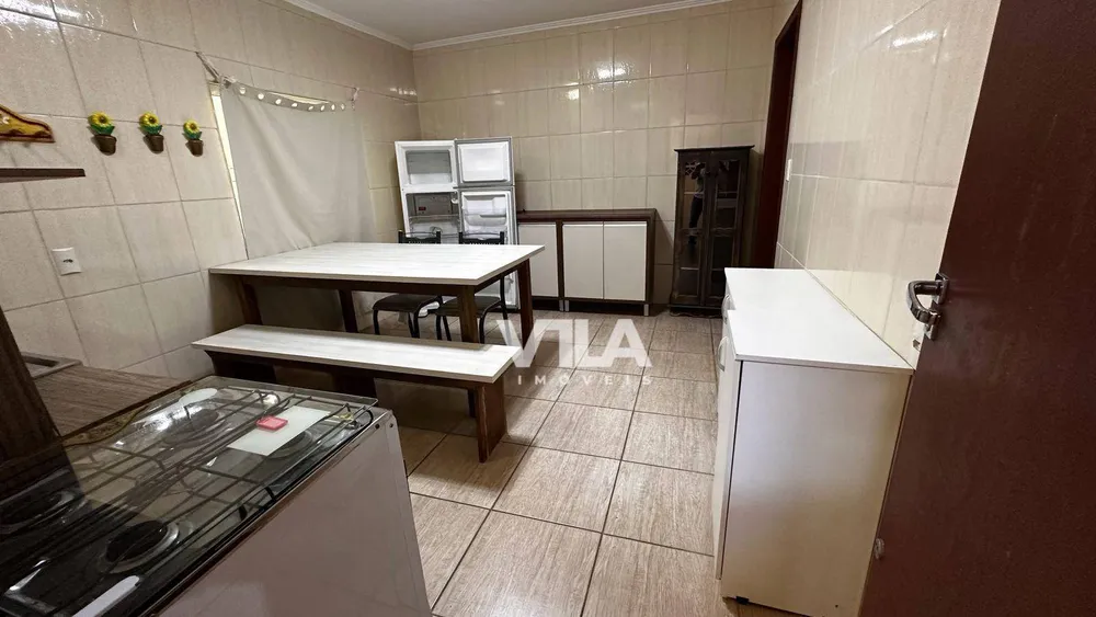 Casa, 4 quartos, 210 m² - Foto 4