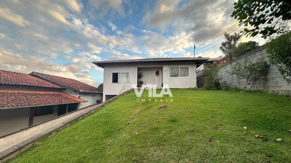 Casa, 4 quartos, 150 m² - Foto 1