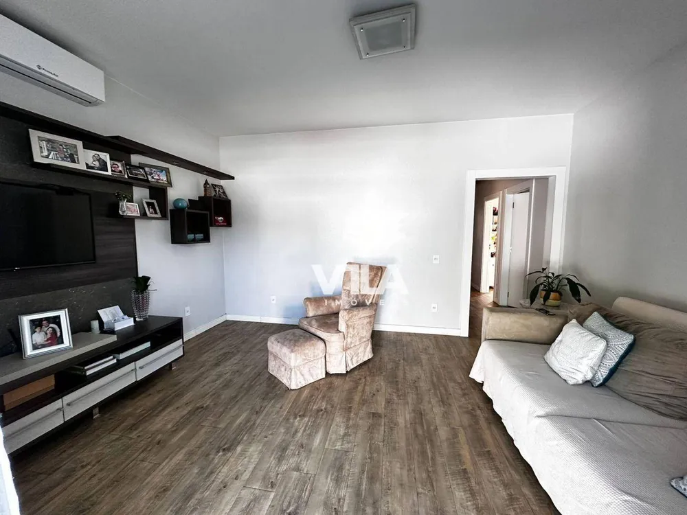 Casa, 4 quartos, 195 m² - Foto 2