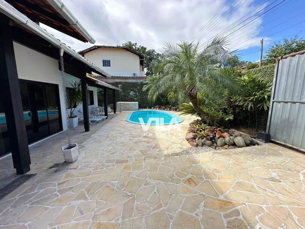 Casa, 3 quartos, 212 m² - Foto 3