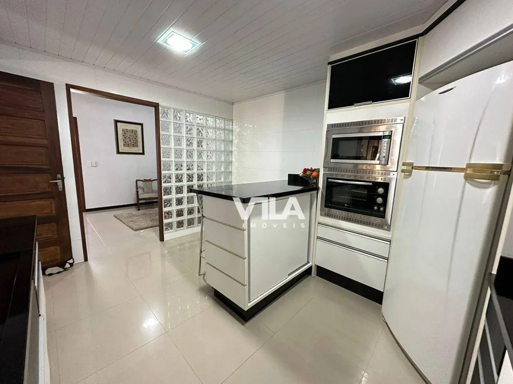 Casa, 3 quartos, 212 m² - Foto 14