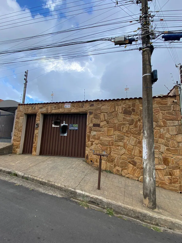 Casa, 3 quartos, 166 m² - Foto 1