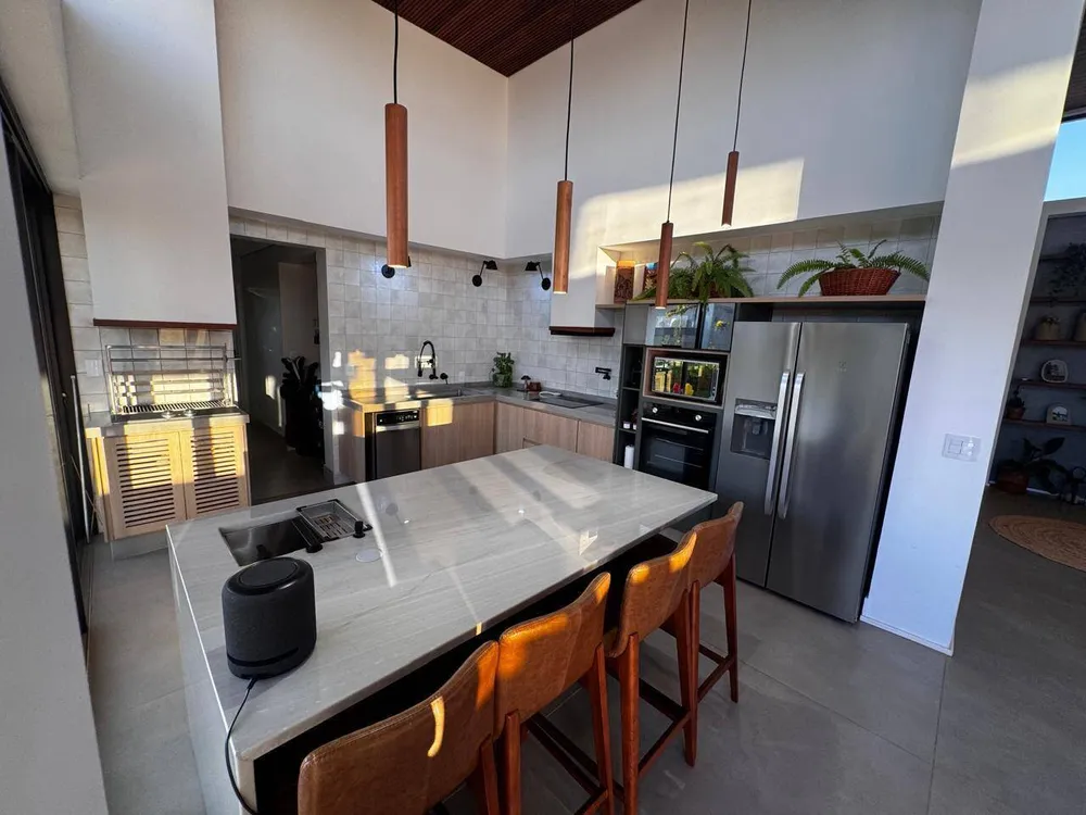 Casa, 3 quartos, 290 m² - Foto 4