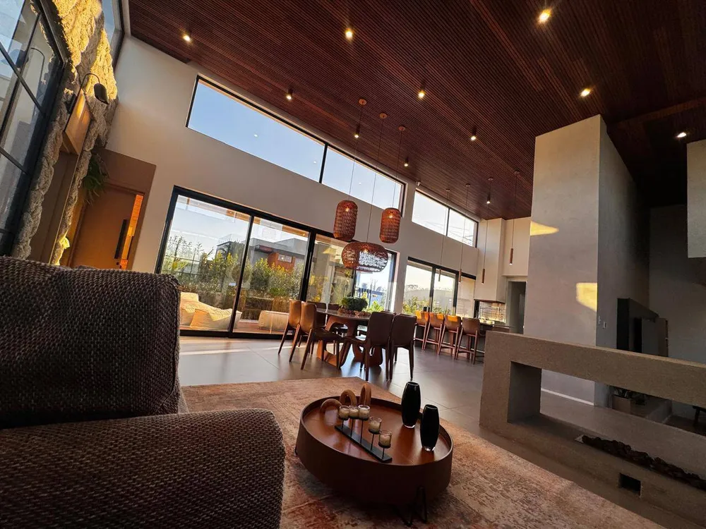 Casa, 3 quartos, 290 m² - Foto 9