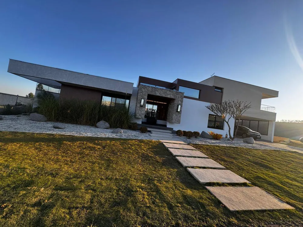Casa, 3 quartos, 290 m² - Foto 1