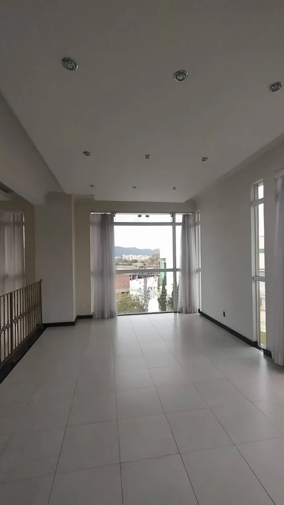 Casa, 5 quartos, 569 m² - Foto 3