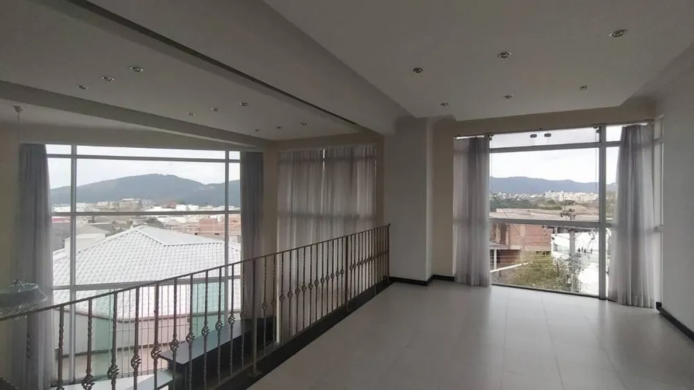 Casa, 5 quartos, 569 m² - Foto 4