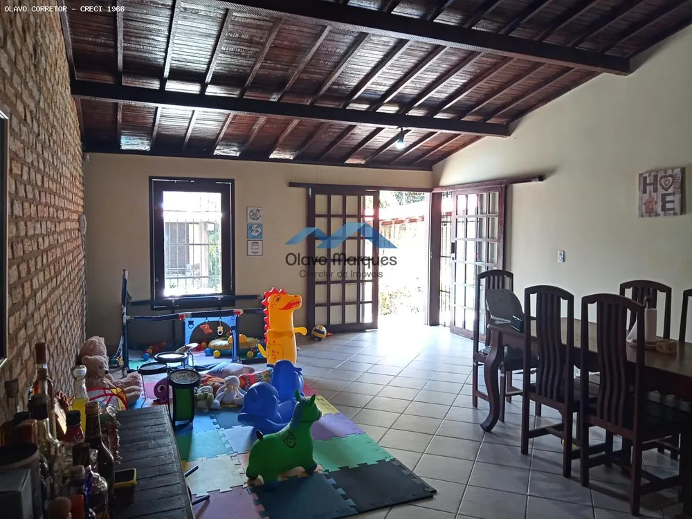 Casa, 3 quartos, 200 m² - Foto 9