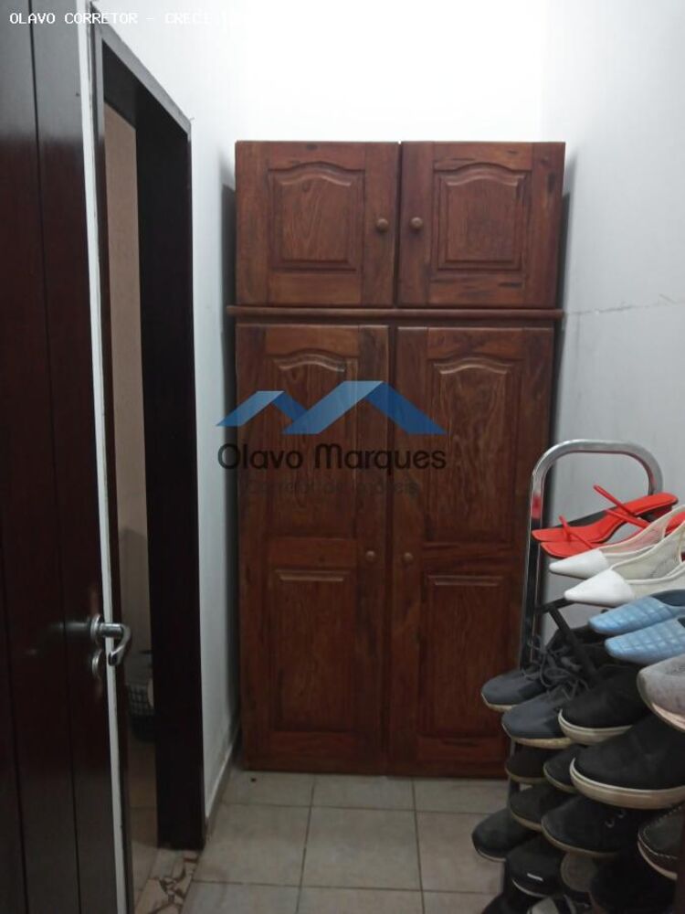 Casa à venda com 3 quartos, 200m² - Foto 7