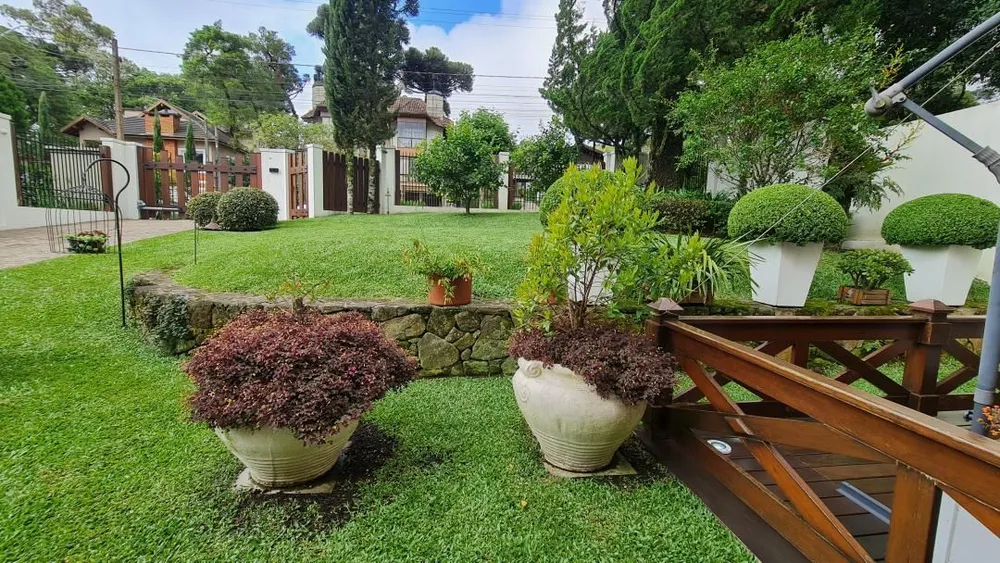 Casa, 5 quartos, 262 m² - Foto 3