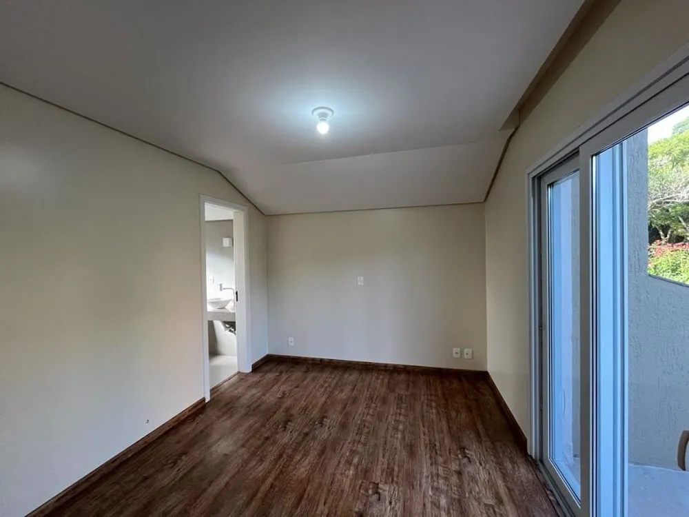 Casa, 3 quartos, 250 m² - Foto 3