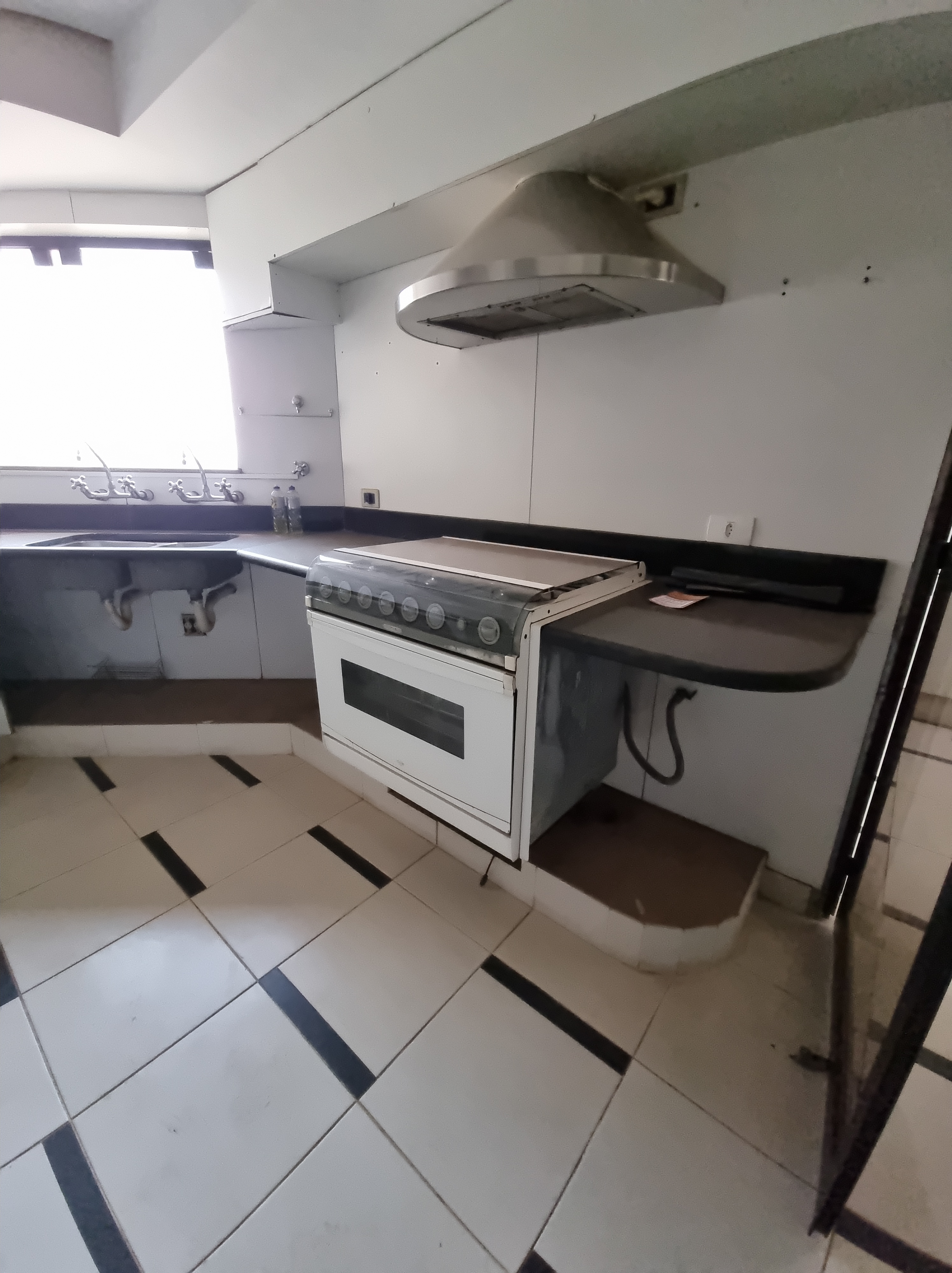 Apartamento à venda com 3 quartos, 215m² - Foto 17