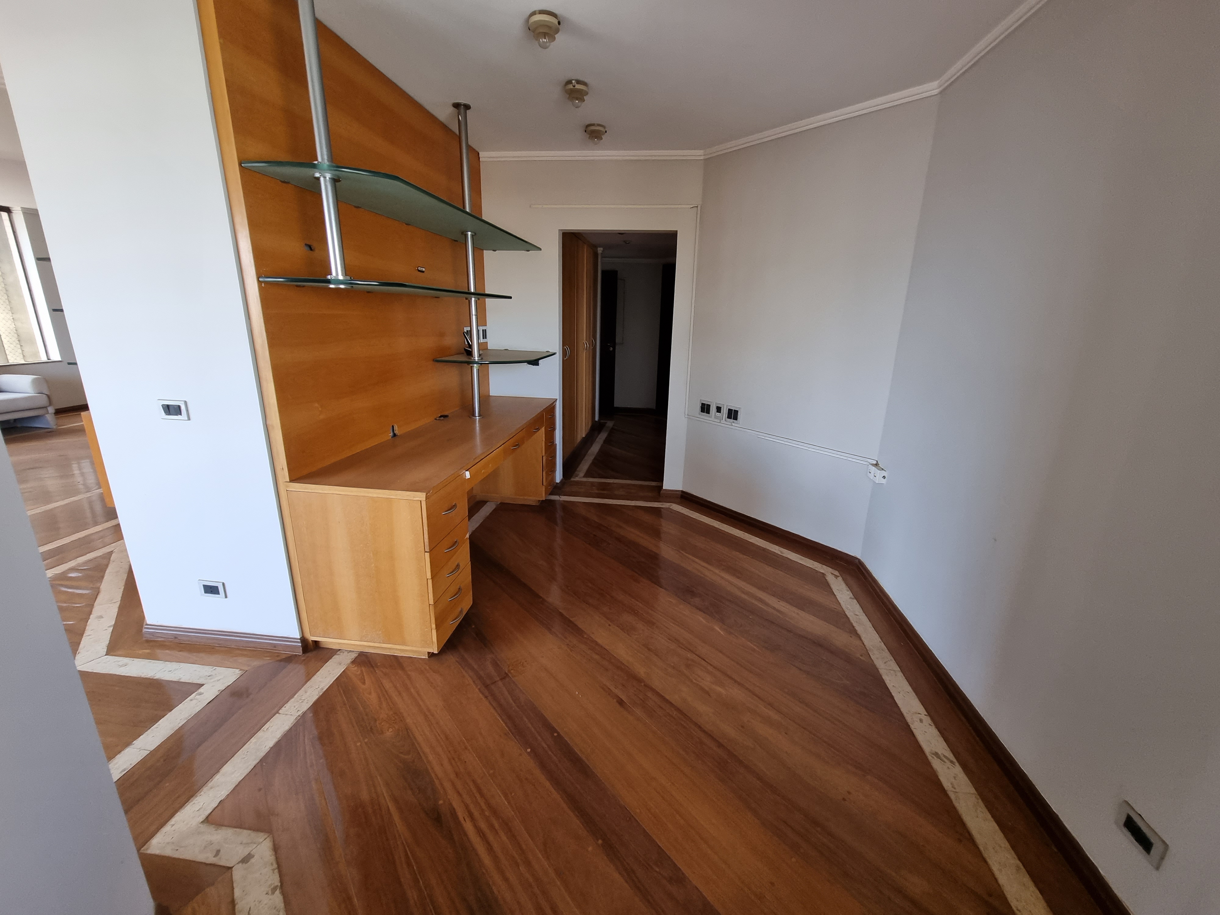 Apartamento à venda com 3 quartos, 215m² - Foto 8