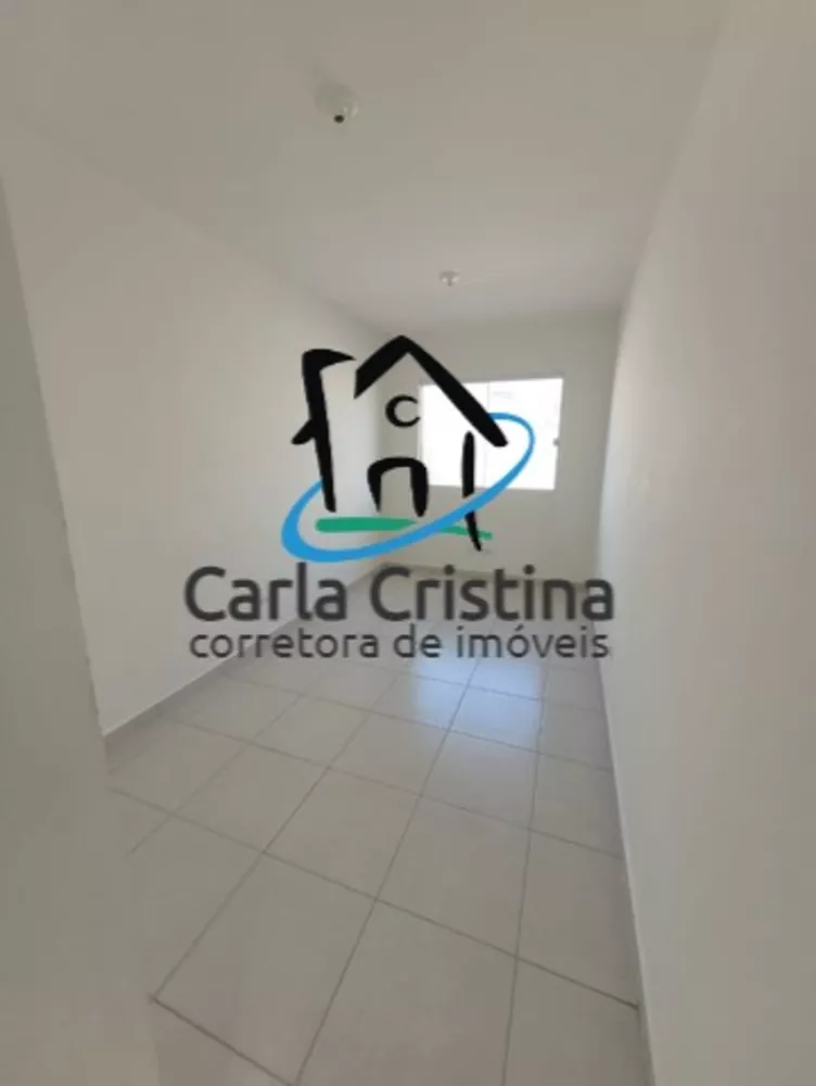 Casa à venda com 2 quartos, 60m² - Foto 7