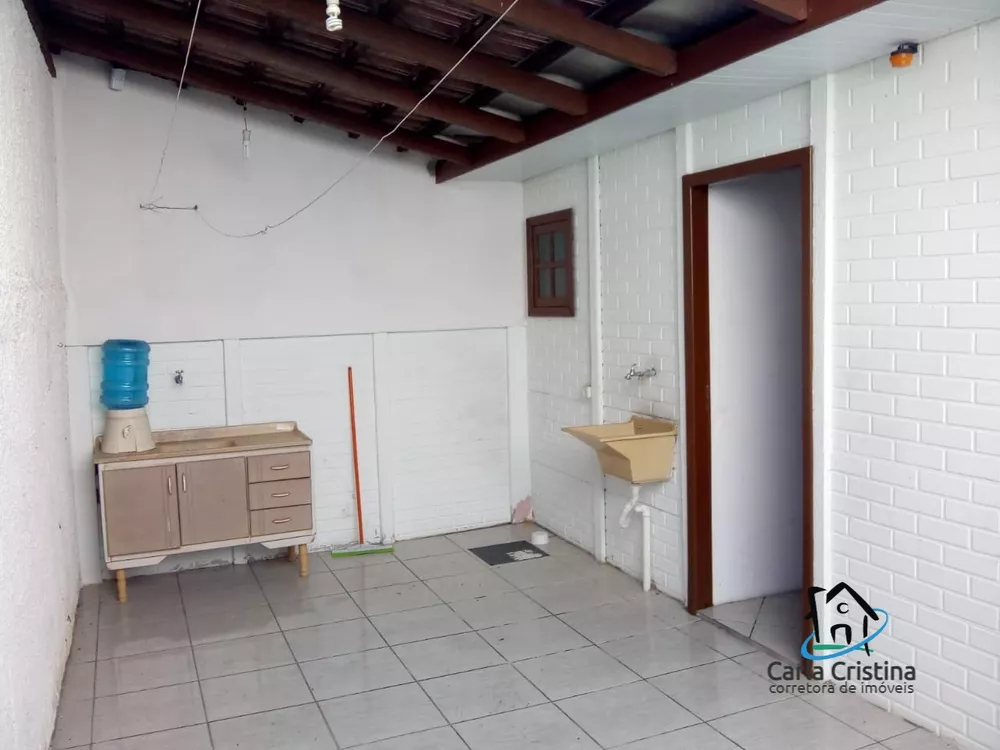 Casa à venda com 4 quartos, 116m² - Foto 5