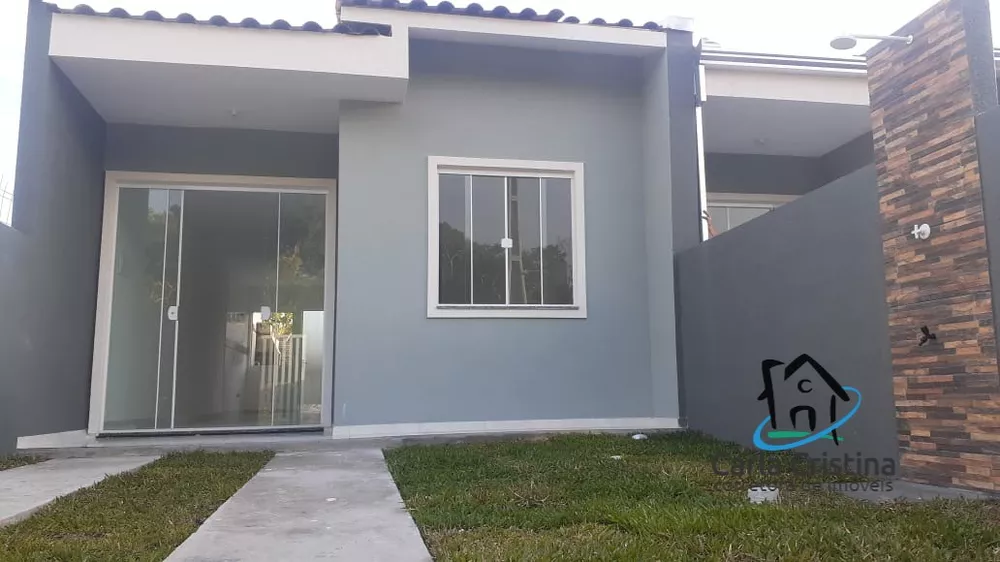 Casa à venda com 2 quartos, 120m² - Foto 1