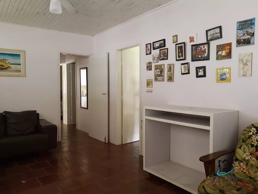 Casa à venda com 4 quartos, 151m² - Foto 3