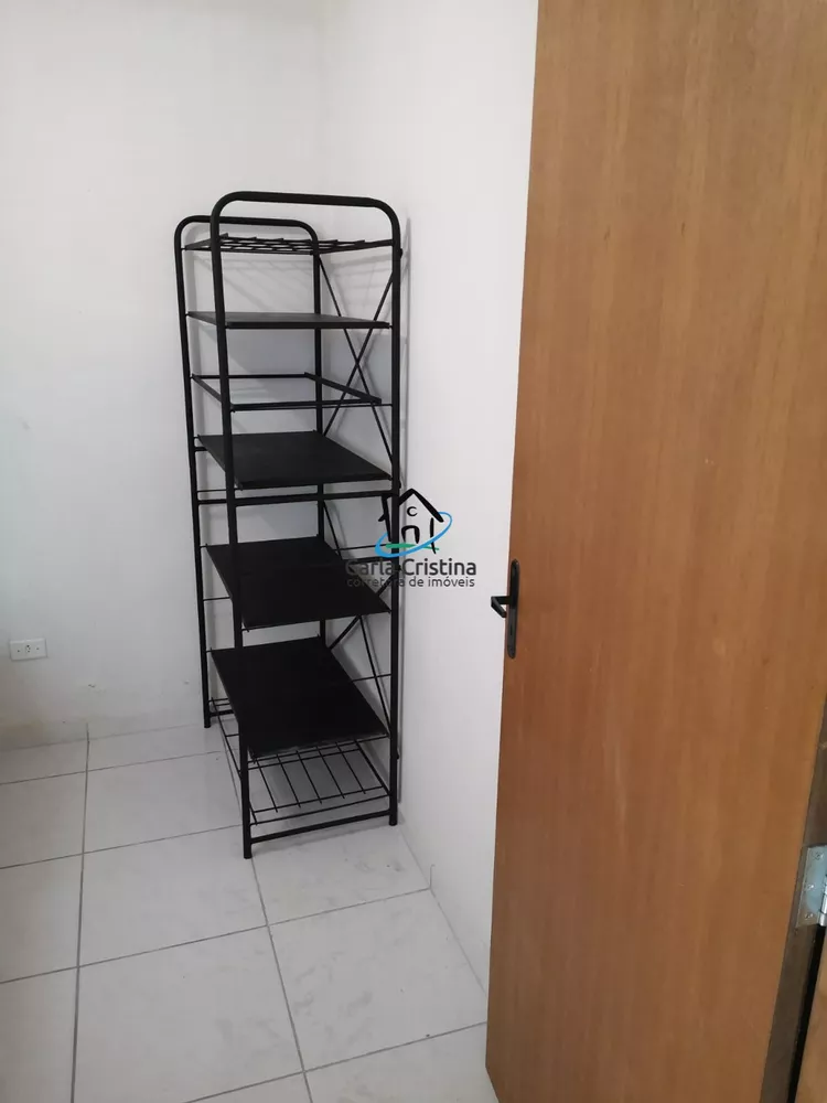 Casa para alugar com 2 quartos, 40m² - Foto 4