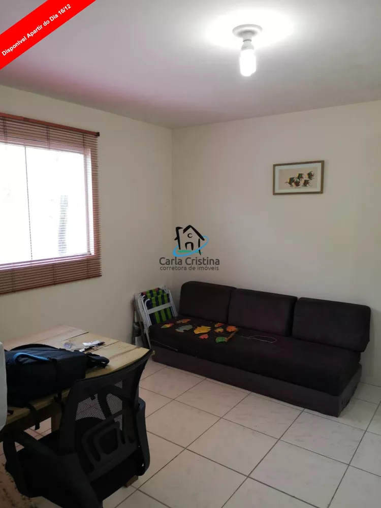 Casa para alugar com 2 quartos, 40m² - Foto 1