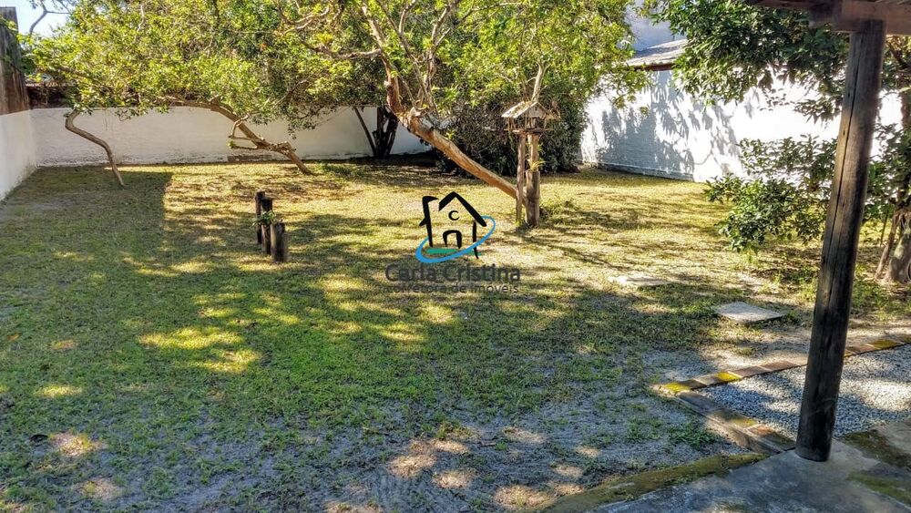 Casa à venda com 3 quartos, 70m² - Foto 4