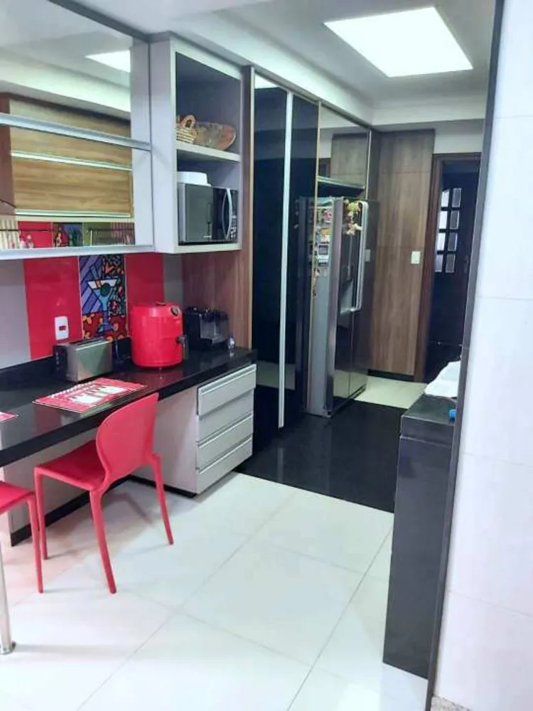 Apartamento, 3 quartos, 182 m² - Foto 4