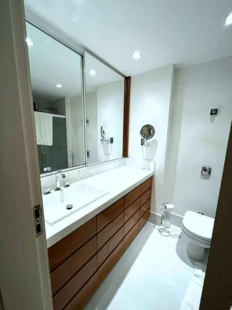 Apartamento, 3 quartos, 135 m² - Foto 2