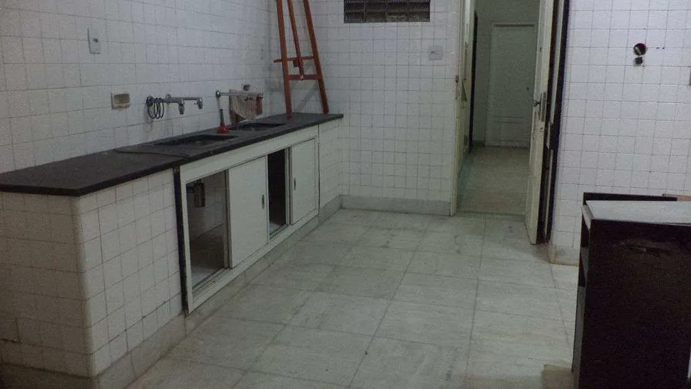 Apartamento, 3 quartos, 220 m² - Foto 1