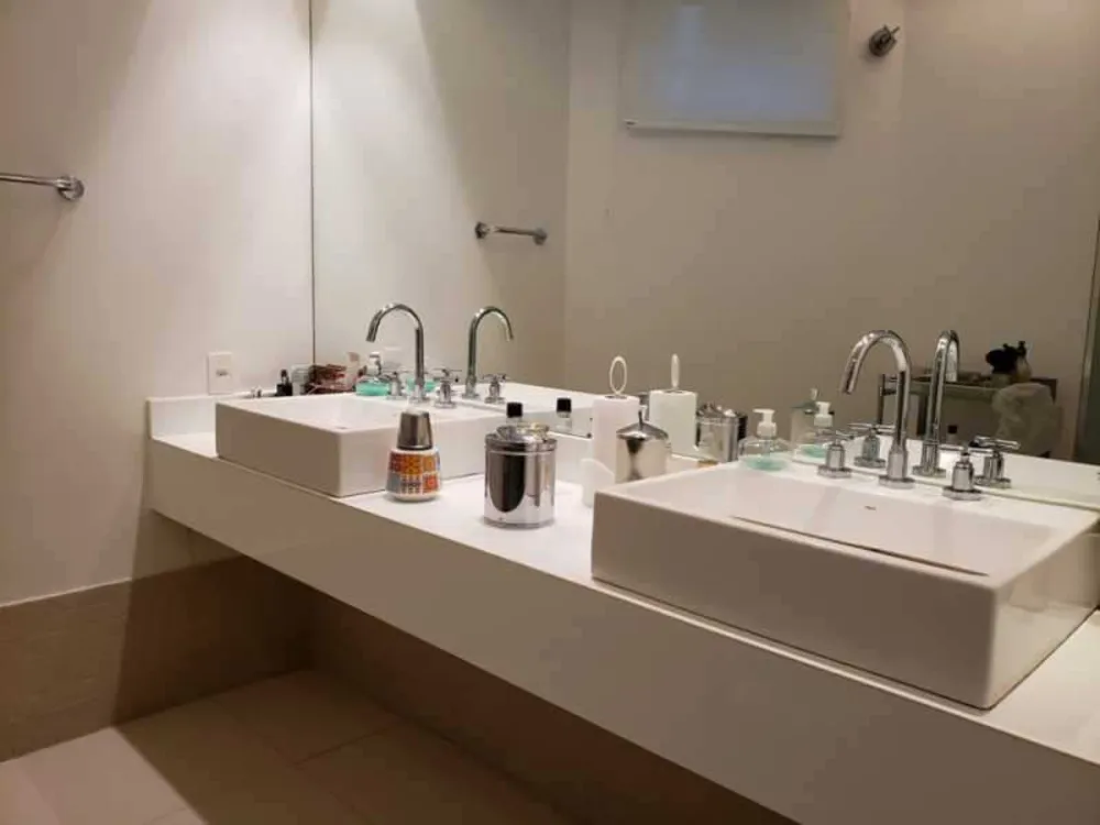 Casa, 4 quartos, 387 m² - Foto 1