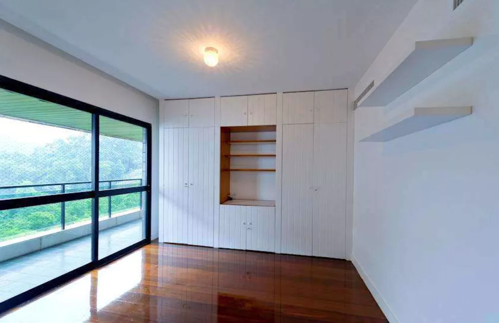 Apartamento à venda com 4 quartos, 320m² - Foto 12