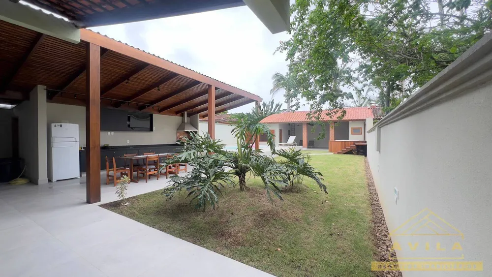 Casa, 4 quartos, 232 m² - Foto 1