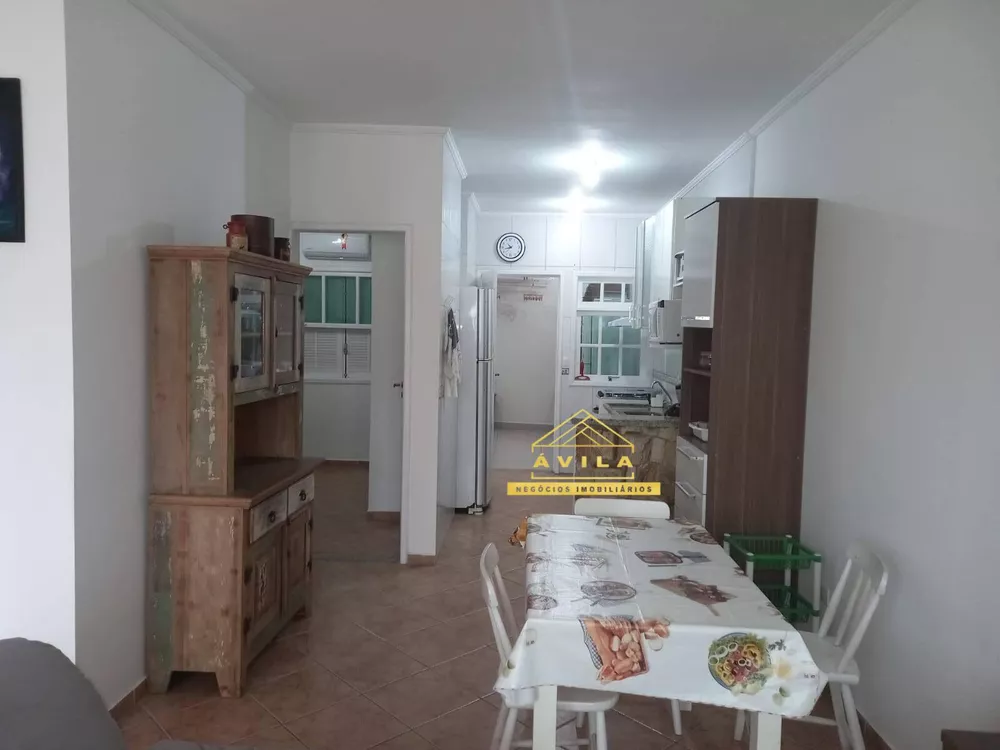 Casa à venda com 3 quartos, 114m² - Foto 2