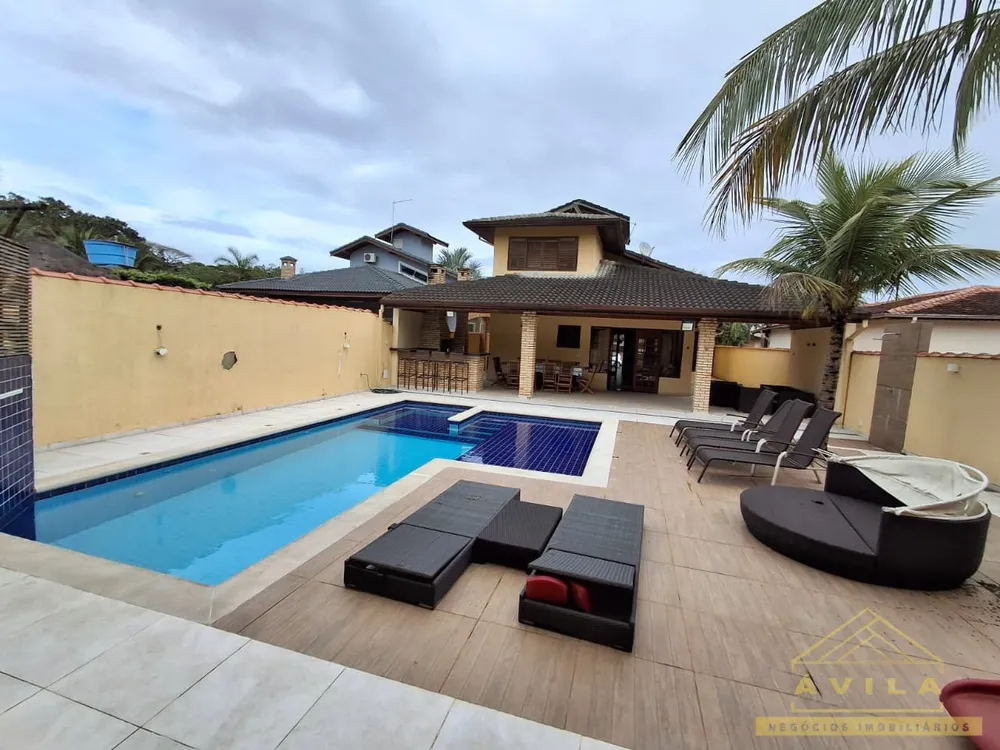 Casa, 6 quartos, 291 m² - Foto 1