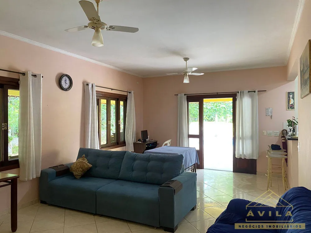 Casa, 3 quartos, 187 m² - Foto 2