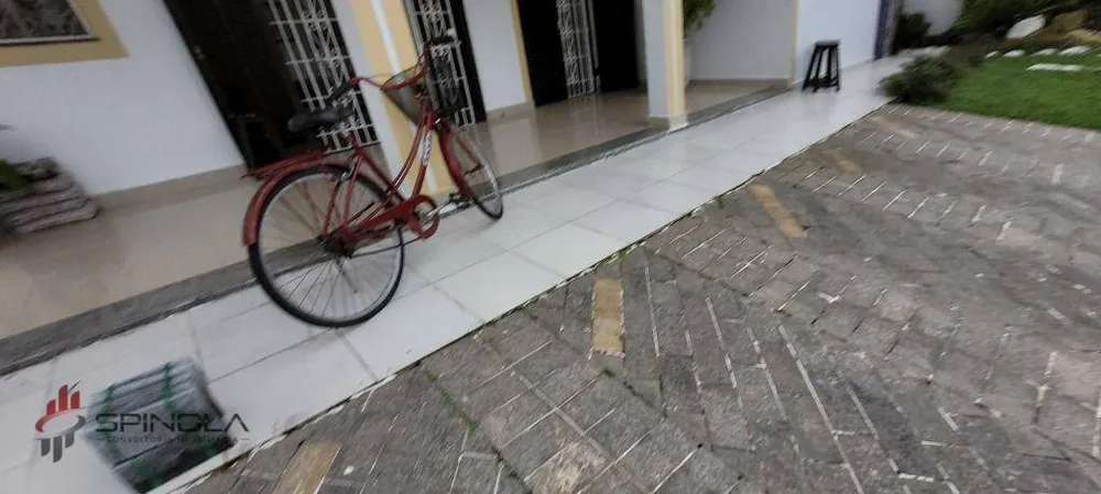 Casa, 7 quartos, 400 m² - Foto 1