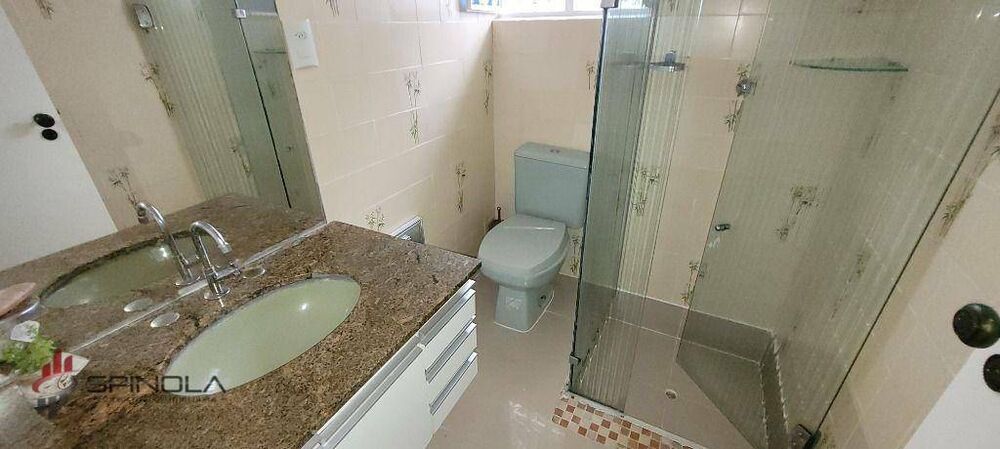 Casa à venda com 7 quartos, 400m² - Foto 4