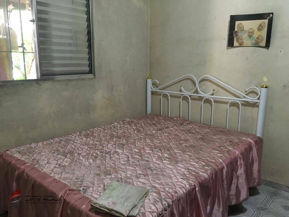 Casa à venda com 2 quartos, 62m² - Foto 7