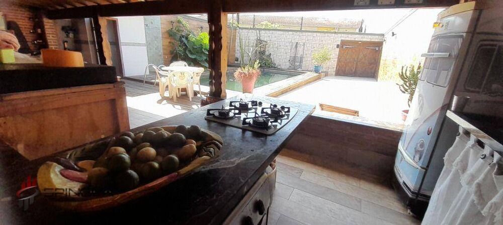 Sobrado à venda com 3 quartos, 180m² - Foto 2
