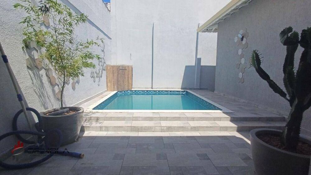 Casa à venda com 4 quartos, 127m² - Foto 6