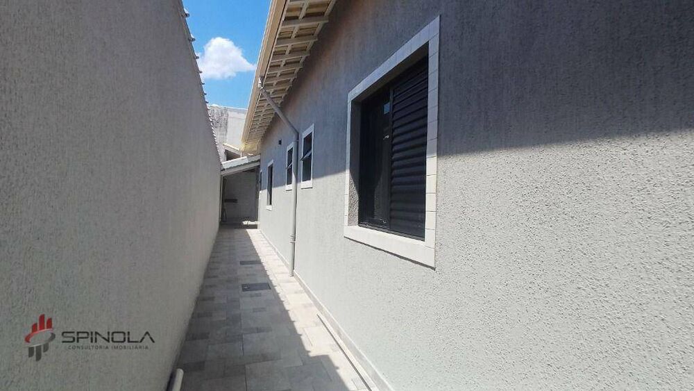 Casa à venda com 4 quartos, 127m² - Foto 2