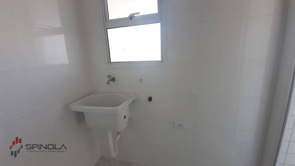 Apartamento à venda com 2 quartos, 70m² - Foto 4