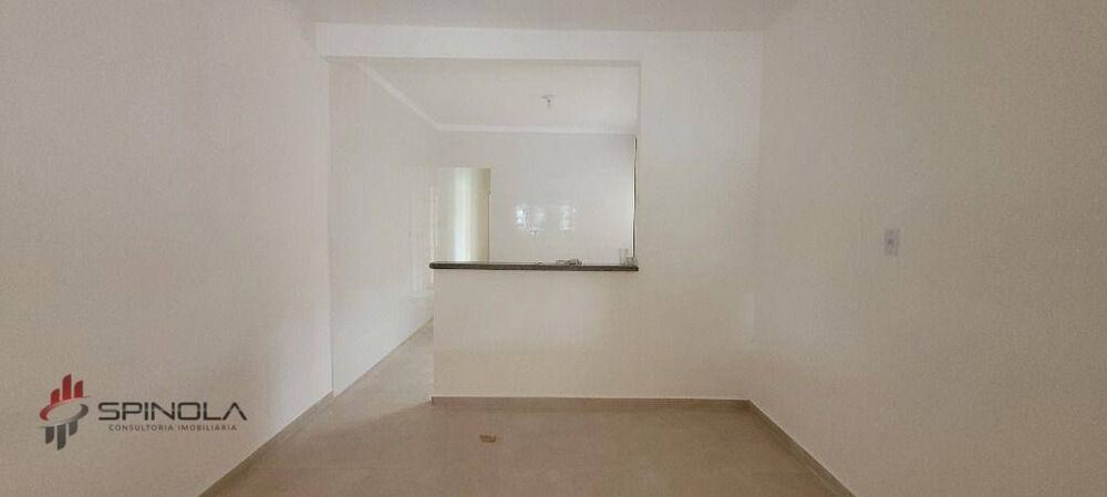 Casa à venda com 2 quartos, 80m² - Foto 4