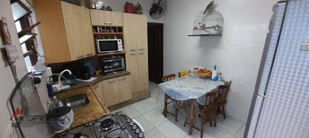Casa à venda com 2 quartos, 67m² - Foto 6