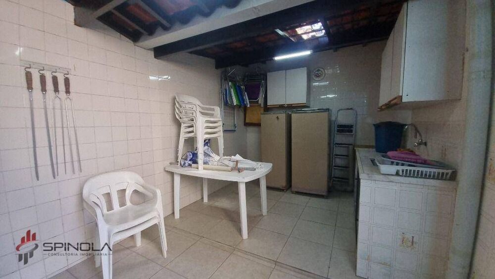 Casa à venda com 2 quartos, 89m² - Foto 10
