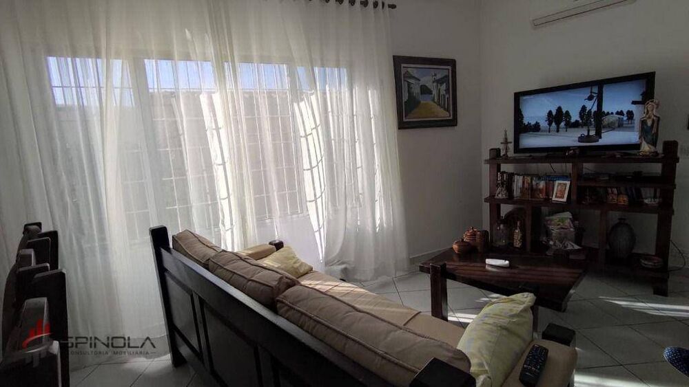 Casa à venda com 2 quartos, 79m² - Foto 7