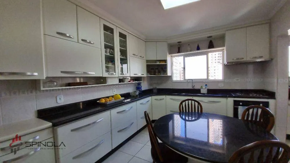 Apartamento, 3 quartos, 140 m² - Foto 11