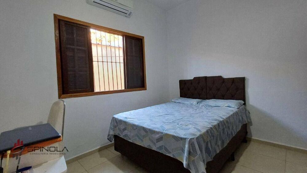 Casa à venda com 2 quartos, 68m² - Foto 11