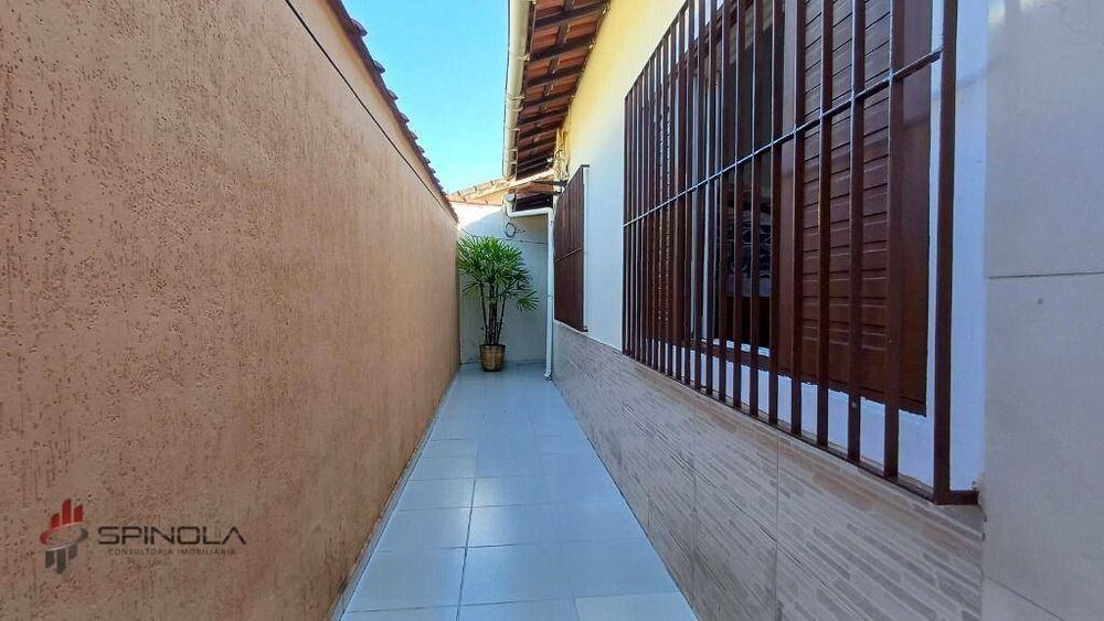 Casa à venda com 2 quartos, 68m² - Foto 3