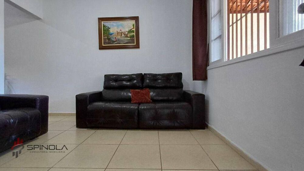 Casa à venda com 2 quartos, 68m² - Foto 5