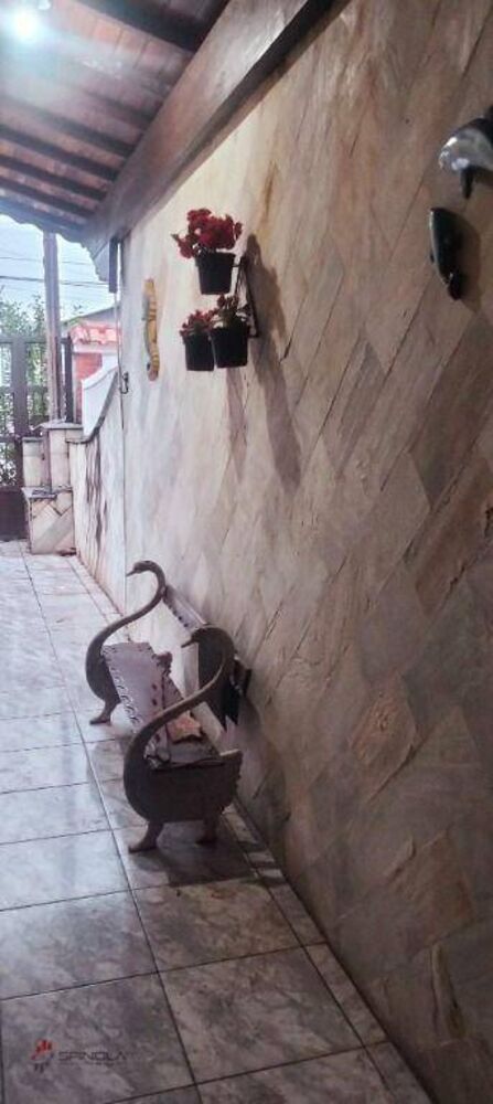 Casa à venda com 3 quartos, 78m² - Foto 2