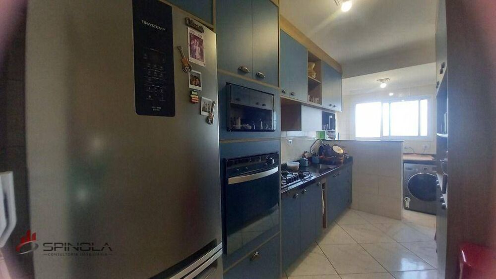 Apartamento à venda com 2 quartos, 72m² - Foto 9